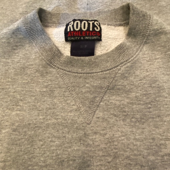 Roots Unisex Gray Crew Neck Sweatshirt w Felt Banff Across Chest /Size S - Picture 5 of 9